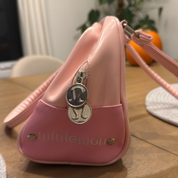 Vintage Pink Lululemon Tote rare! - Picture 2 of 5